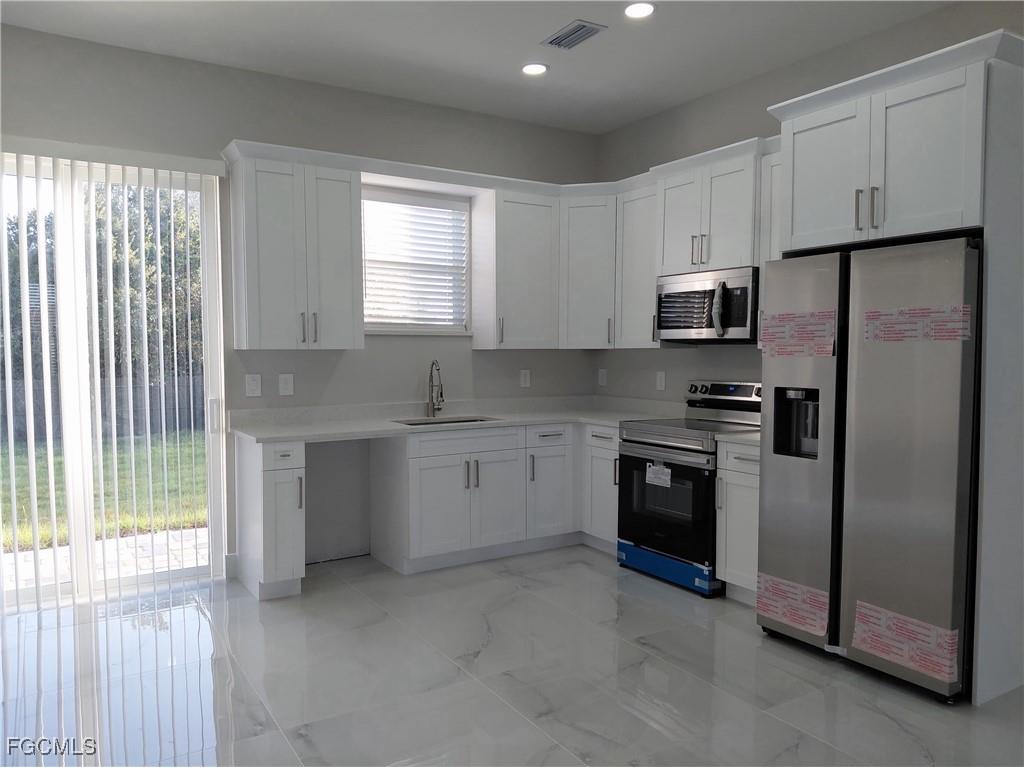 3315 12th St W Lehigh Acres FL 33971 2025010992 image3