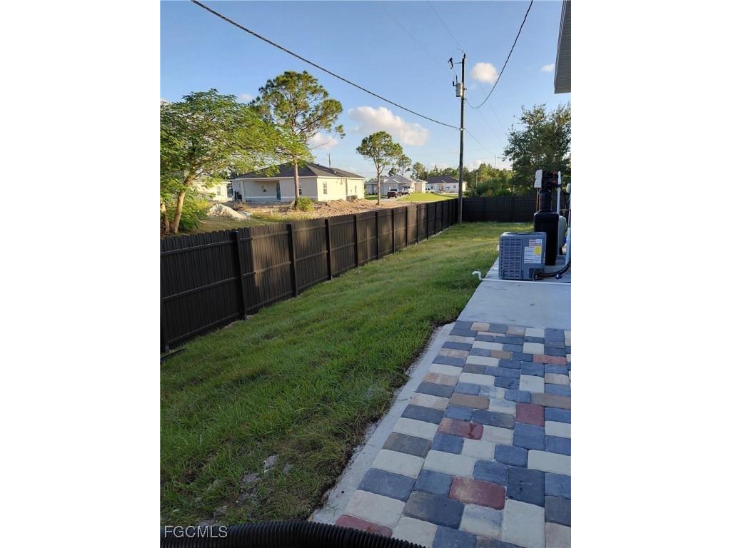 3315 12th St W Lehigh Acres FL 33971 2025010992 image8