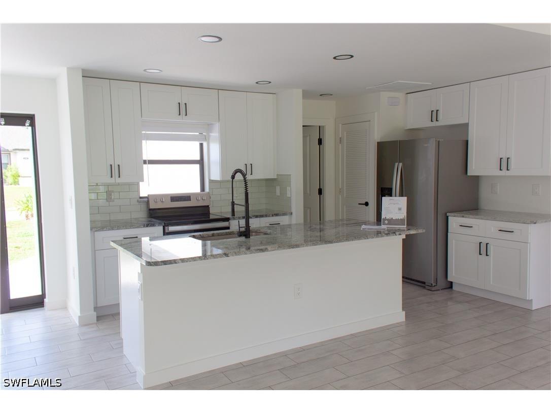 3315 7th Street SW Lehigh Acres FL 33976 226020749 image1