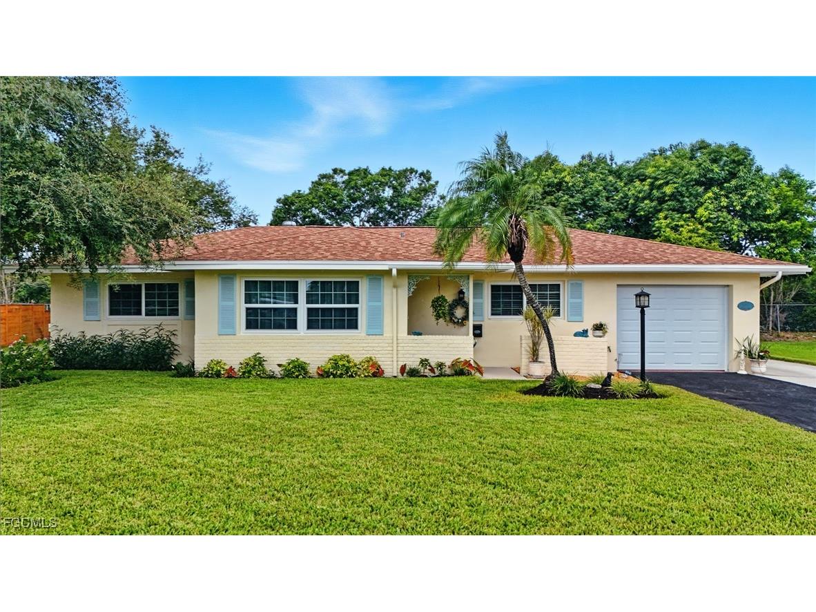3315 Bolero Way Naples FL 34105 2025005065 image1