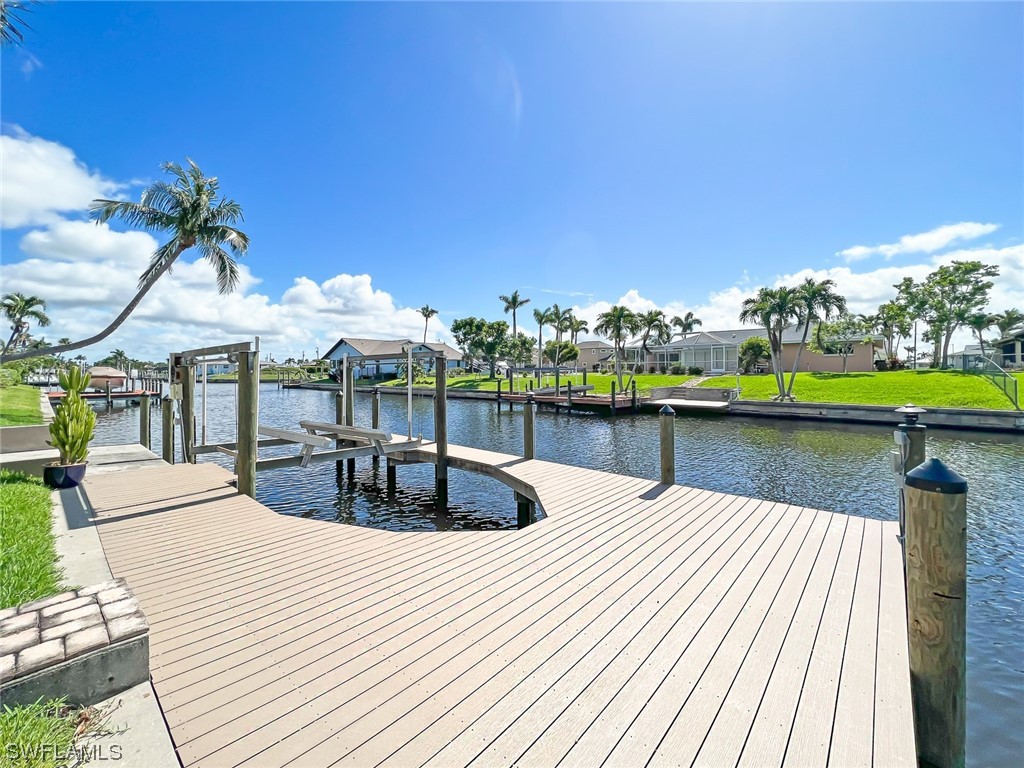 3315 SE 17th Avenue Cape Coral FL 33904 223042421 image1