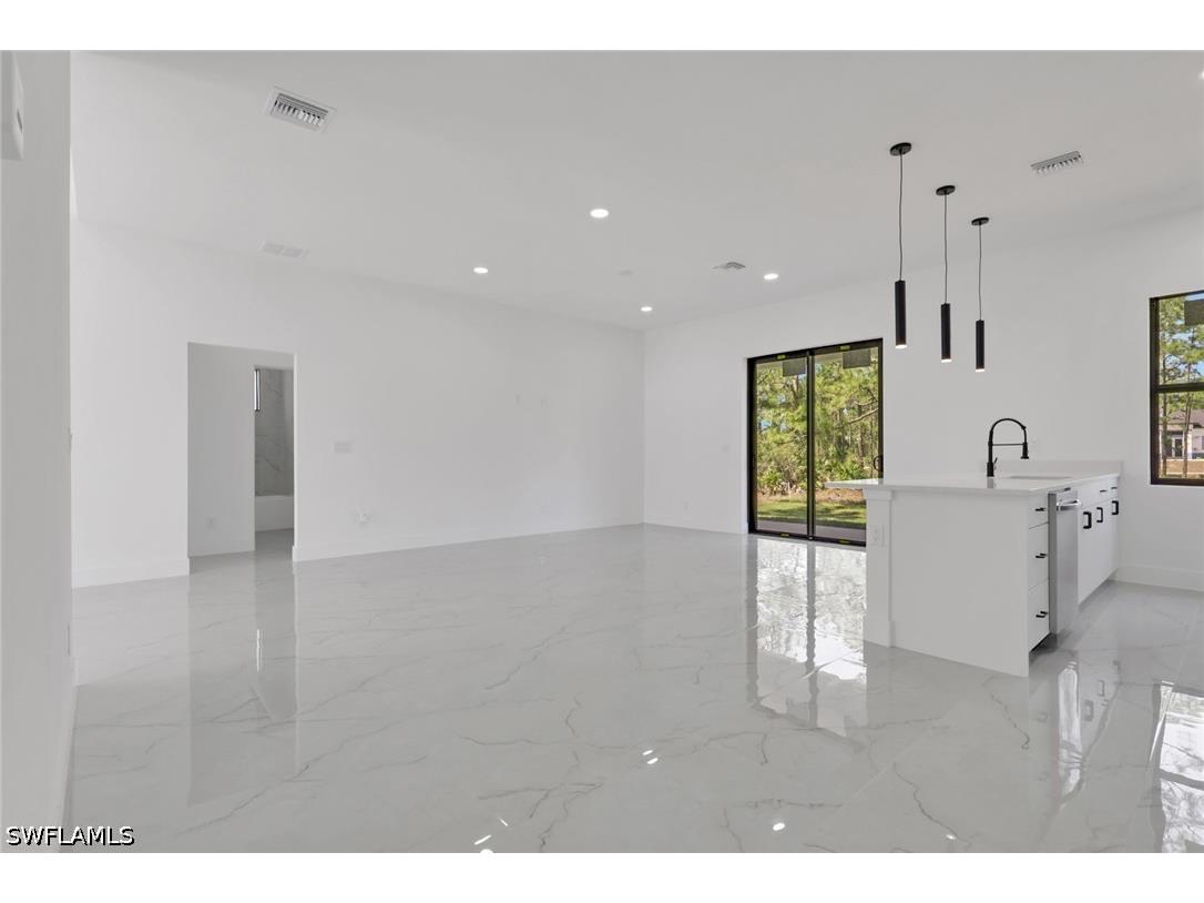 3315 Sunshine Boulevard N Lehigh Acres FL 33971 226022991 image9