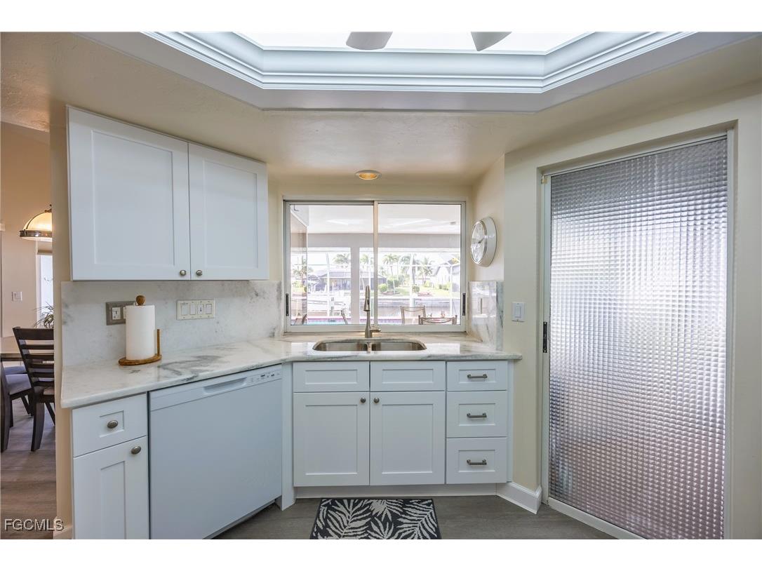 3316 SE 19th Place Cape Coral FL 33904 2025025214 image9