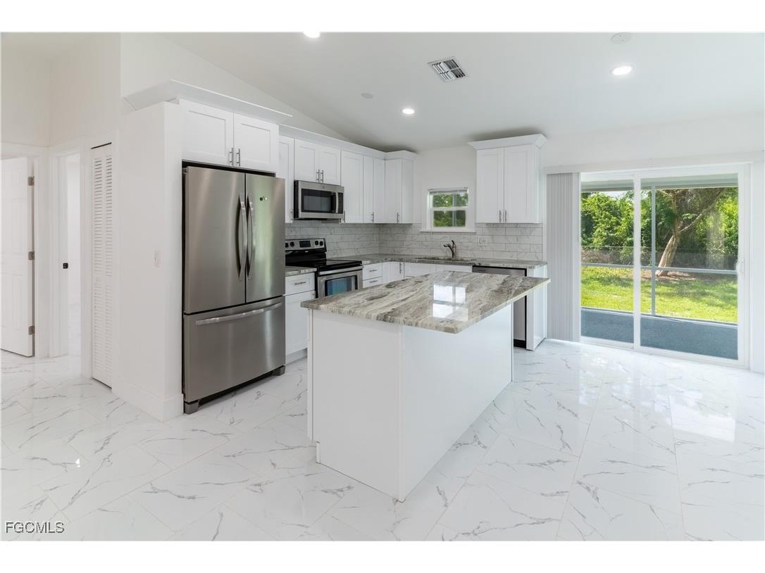 3317 17th Street SW Lehigh Acres FL 33976 2025008235 image4