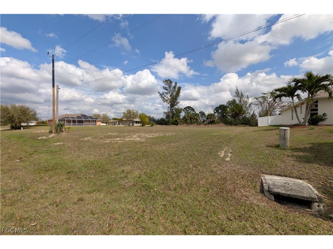 3317 NE 15th Place Cape Coral FL 33909 2026012714 image3
