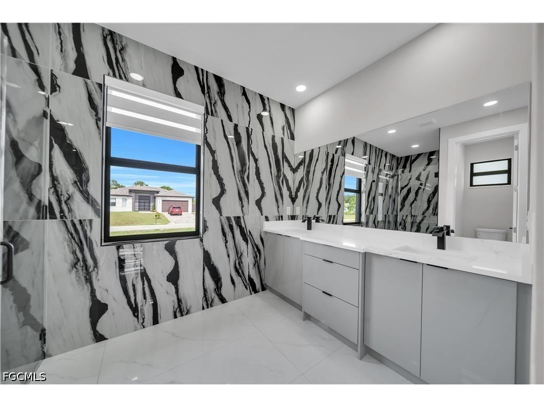 3318 29th Street SW Lehigh Acres FL 33976 2026030834 image9