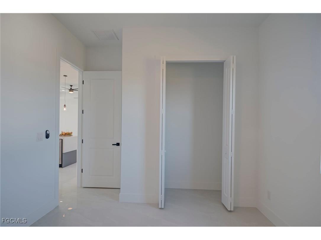 3318 30th Street SW Lehigh Acres FL 33976 2025026104 image18