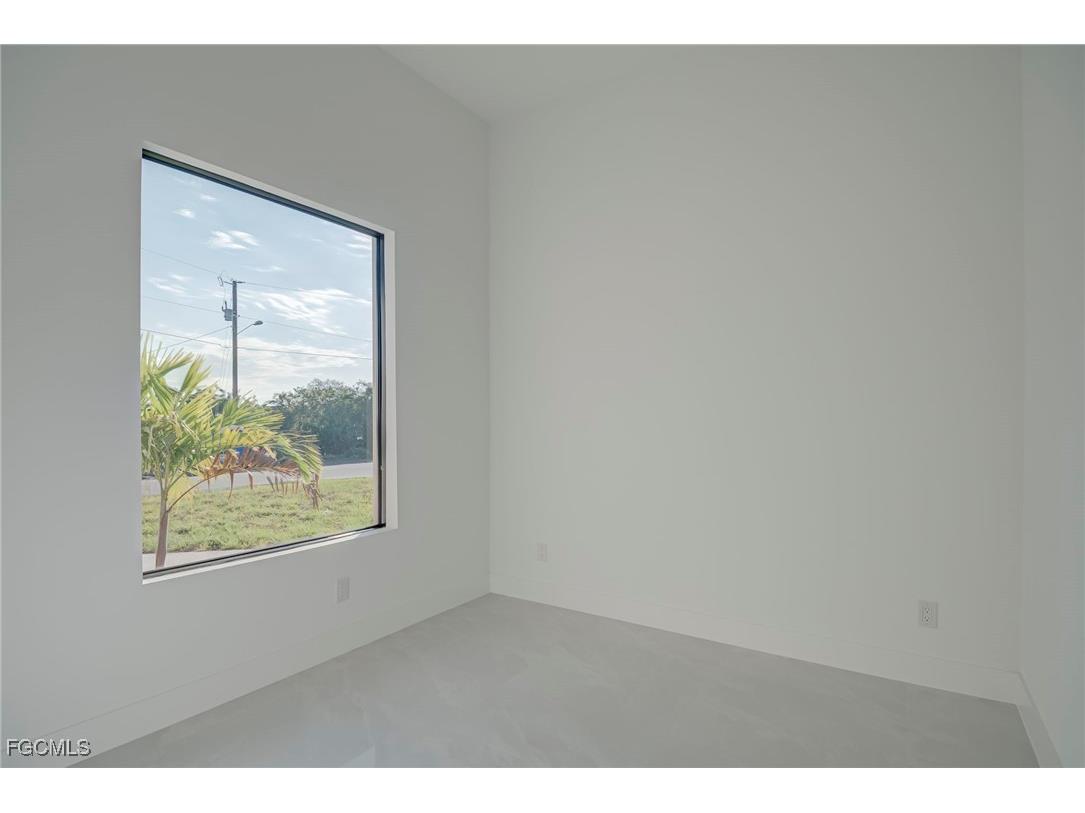3318 30th Street SW Lehigh Acres FL 33976 2025026104 image25