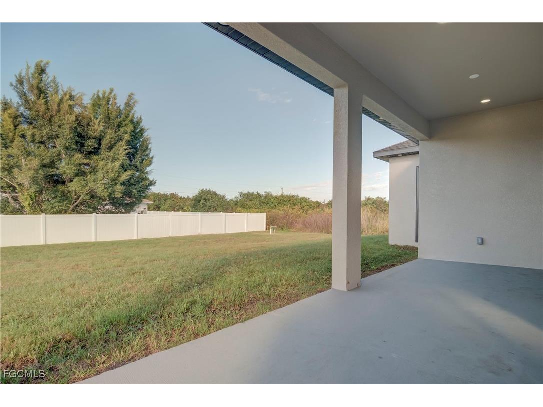 3318 30th Street SW Lehigh Acres FL 33976 2025026104 image28