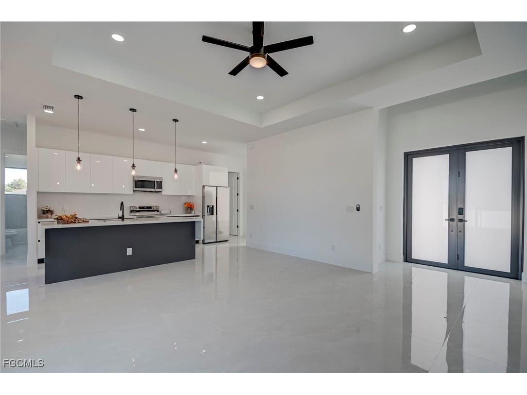 3318 30th Street SW Lehigh Acres FL 33976 2025026104 image5