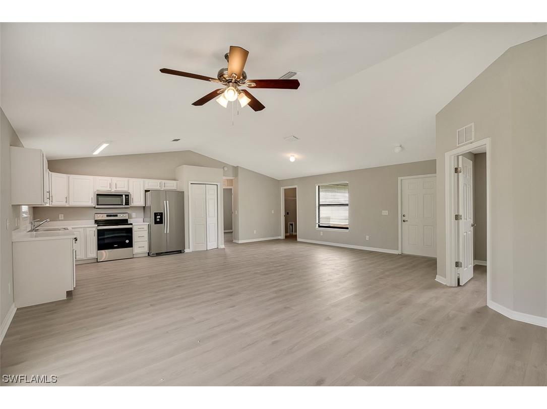 3318 35th Street SW Lehigh Acres FL 33976 223025727 image1