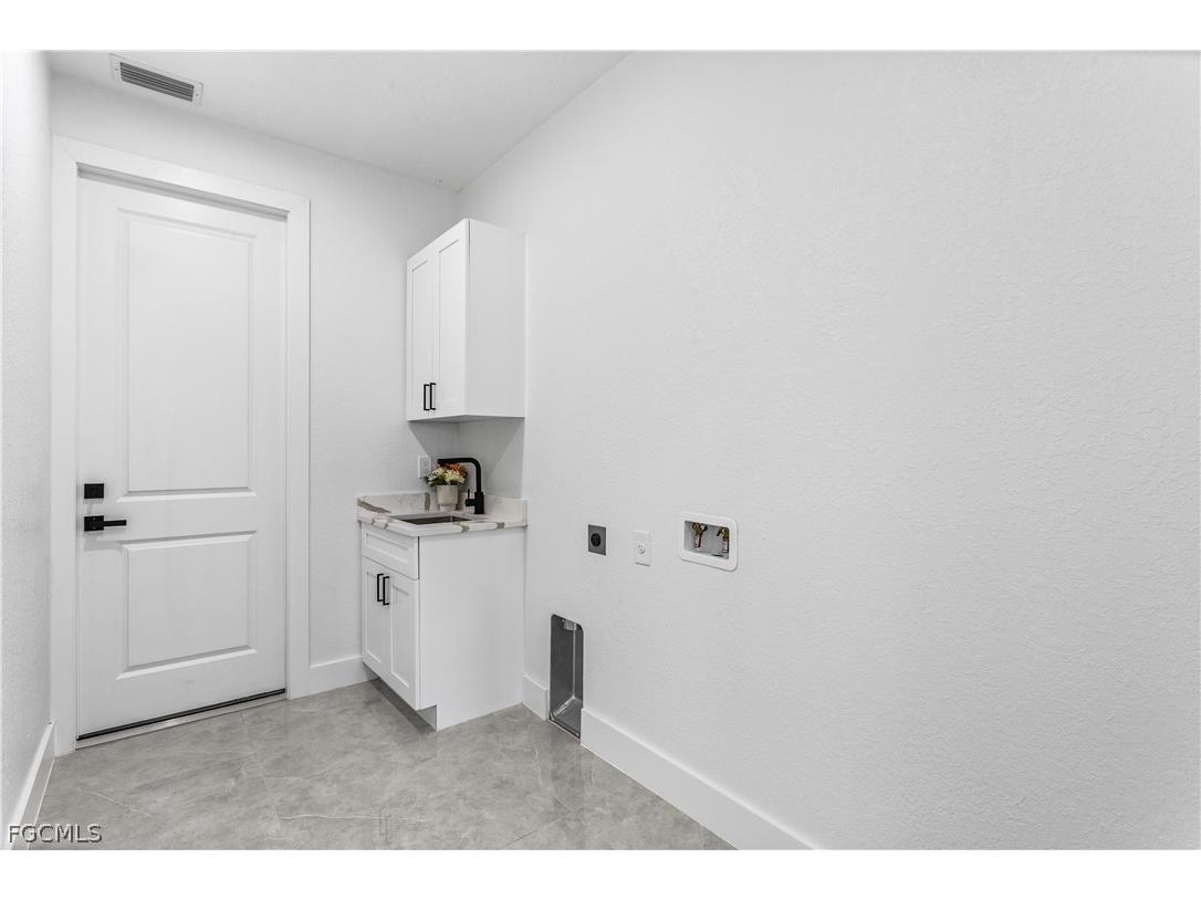 3318 NE 13th Place Cape Coral FL 33909 2026007037 image46