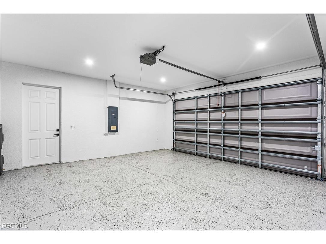 3318 NE 13th Place Cape Coral FL 33909 2026007037 image48