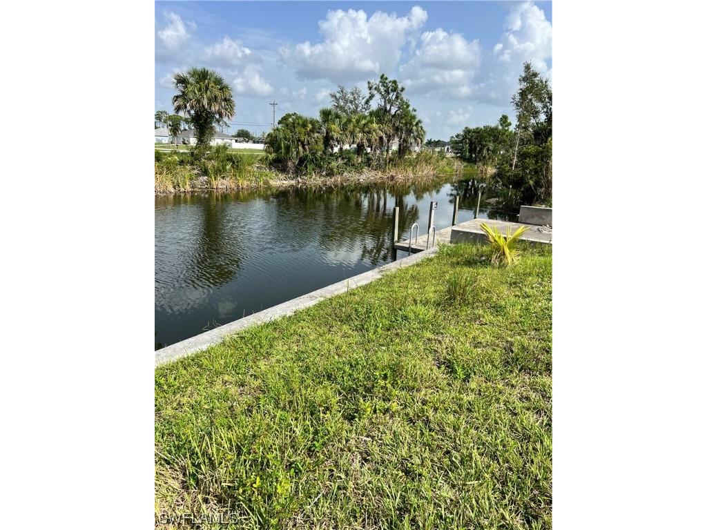 3318 NE 13th Place Cape Coral FL 33909 223053807 image1