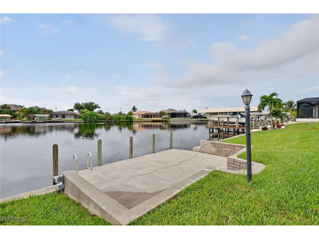 3318 SW 2nd Street Cape Coral FL 33991 2025006193 image21