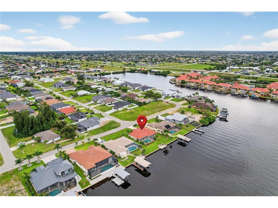 3318 SW 2nd Street Cape Coral FL 33991 2025006193 image25