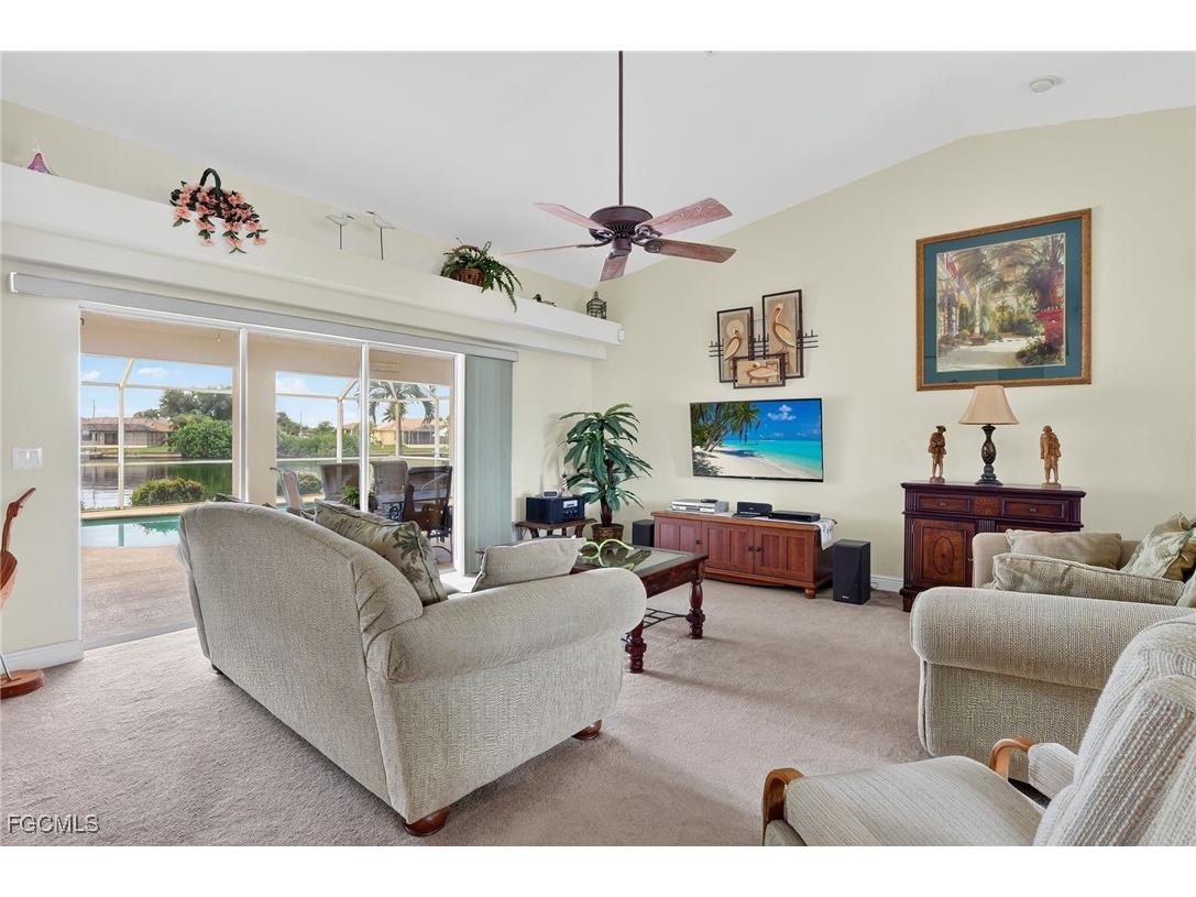 3318 SW 2nd Street Cape Coral FL 33991 2025006193 image3