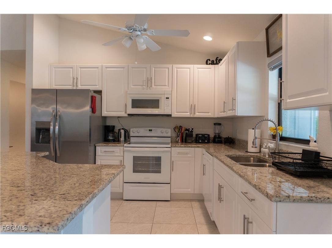 3318 SW 8th Place Cape Coral FL 33914 2026000263 image11