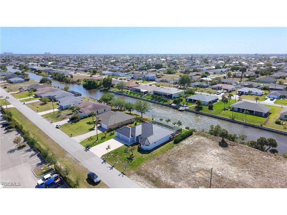 3318 SW 8th Place Cape Coral FL 33914 2026000263 image39