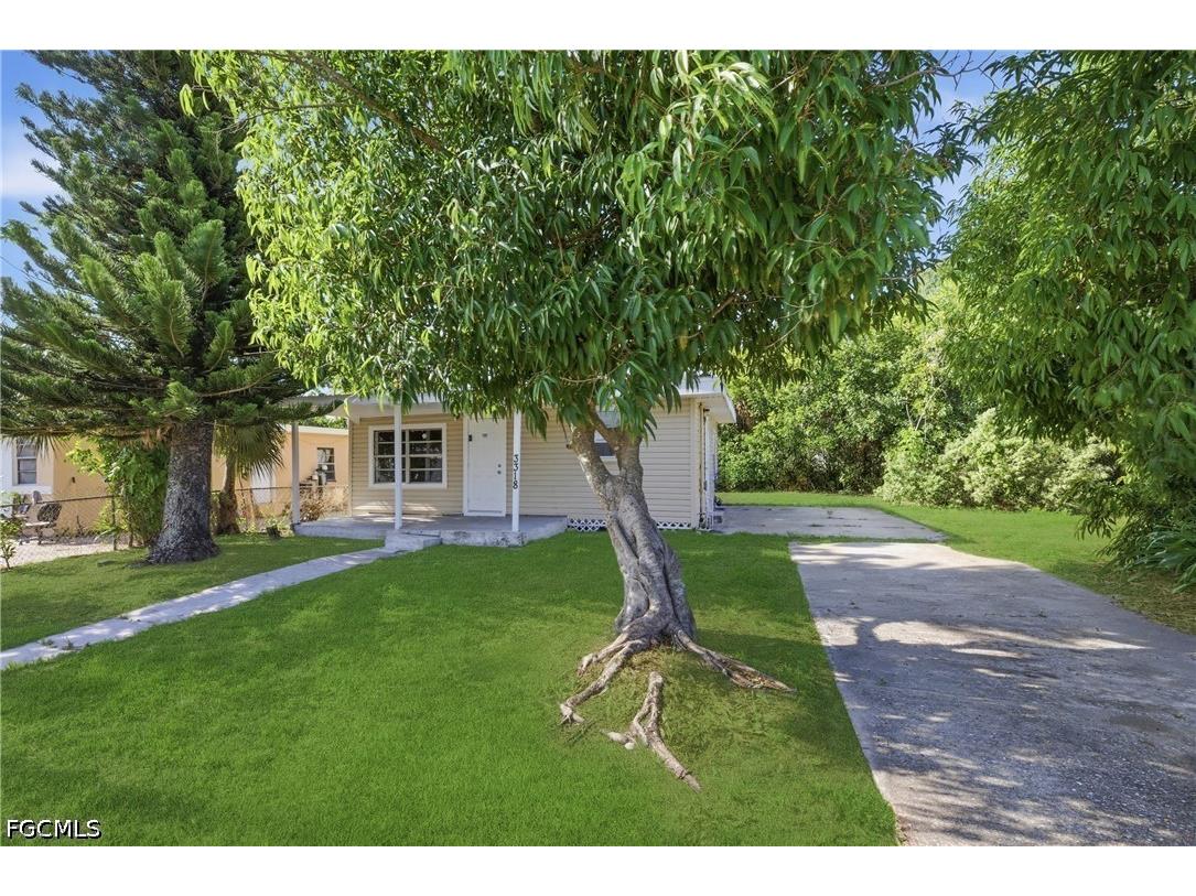 3318 Thomas Street Fort Myers FL 33916 2026022363 image1