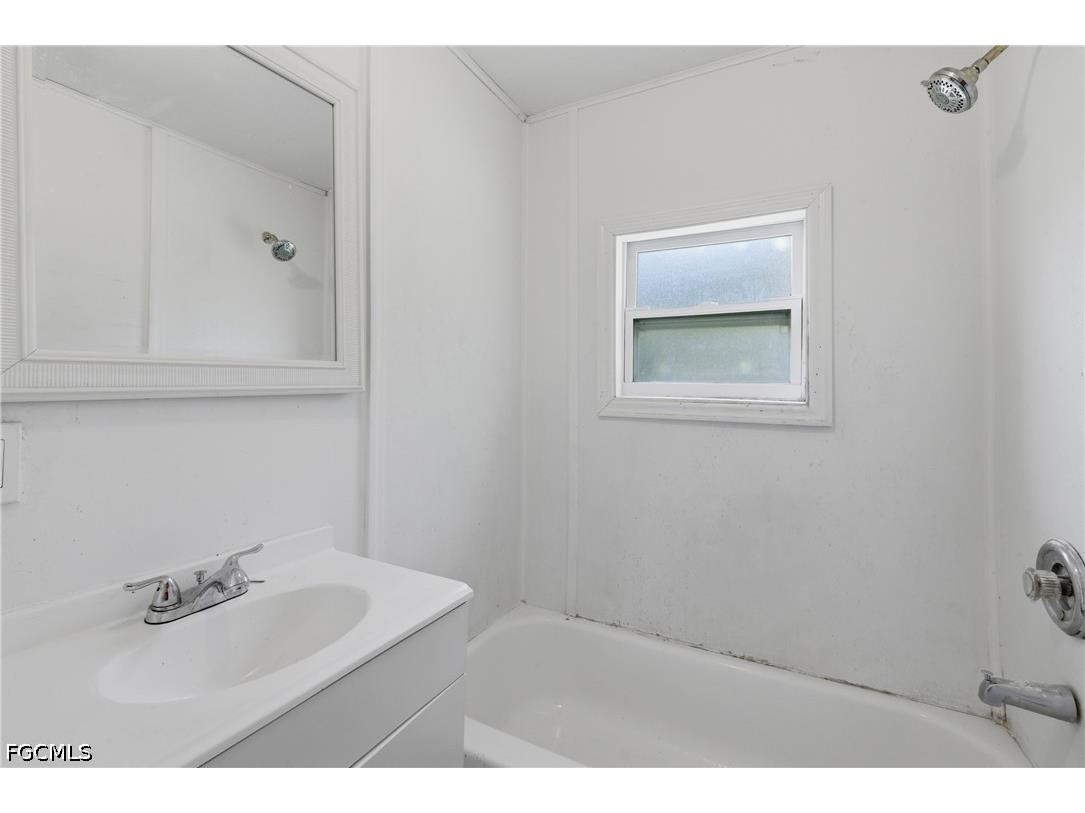 3318 Thomas Street Fort Myers FL 33916 2026022363 image15