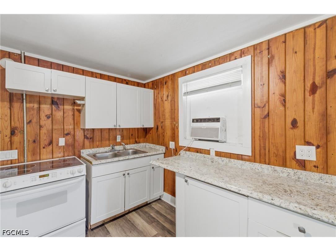 3318 Thomas Street Fort Myers FL 33916 2026022363 image8