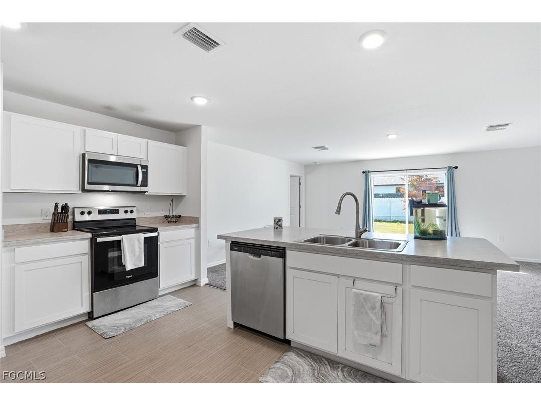 3319 40th Street W Lehigh Acres FL 33971 2026009693 image2