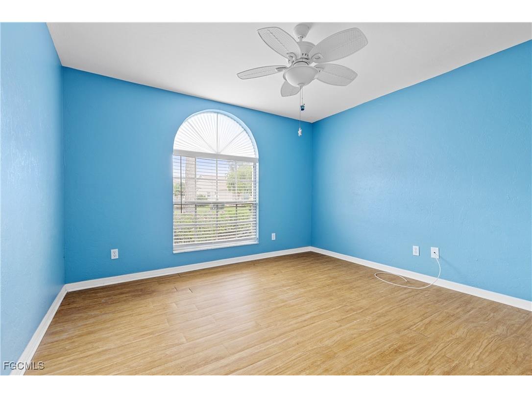 3319 Clubview Drive North Fort Myers FL 33917 2025013628 image20