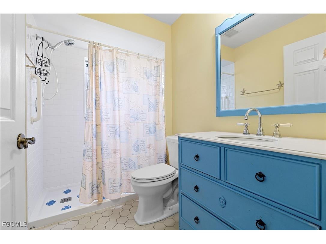 3319 Clubview Drive North Fort Myers FL 33917 2025013628 image21