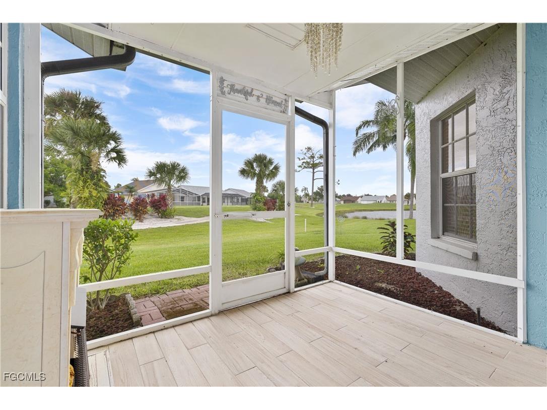 3319 Clubview Drive North Fort Myers FL 33917 2025013628 image25