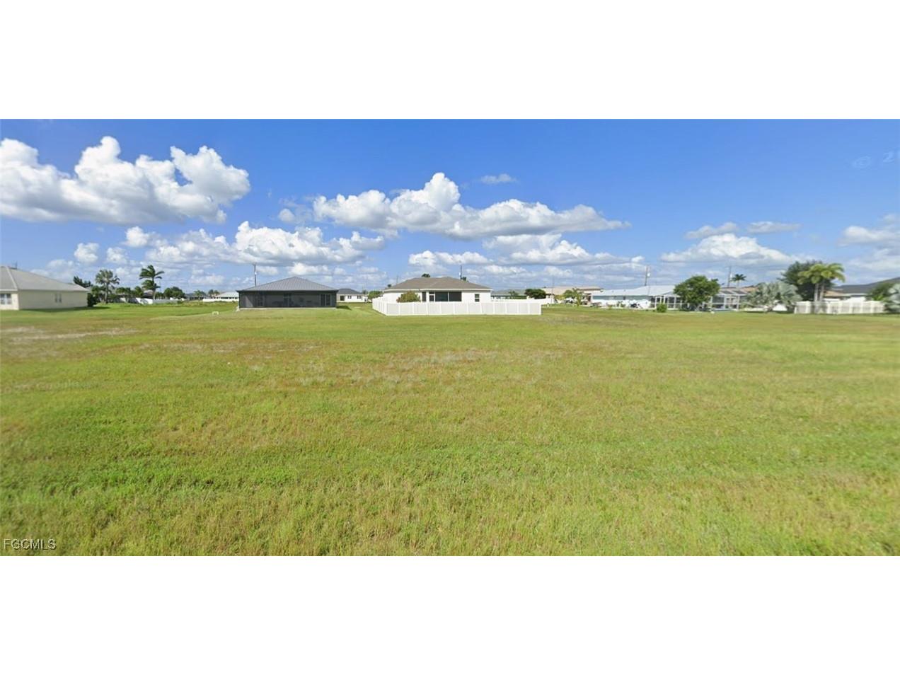 3319 NW 4th Street Cape Coral FL 33993 2025022546 image1