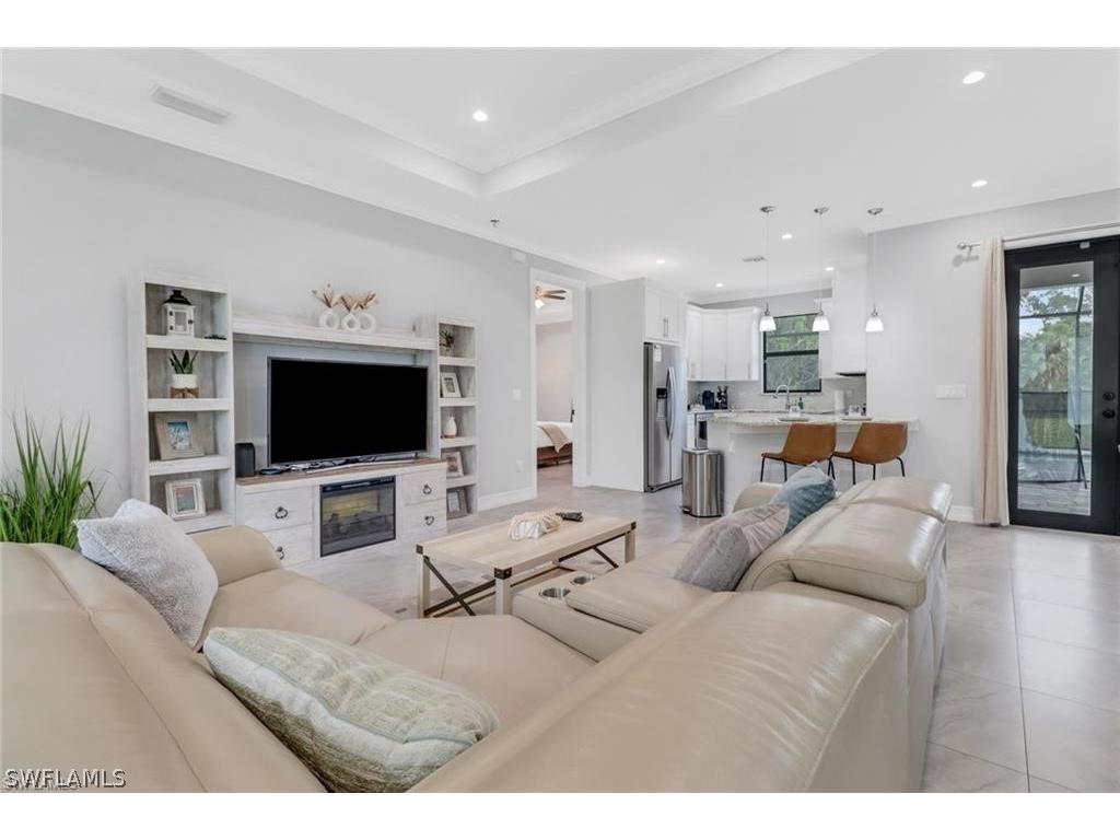 332 14th Street SE Naples FL 34117 226011266 image2