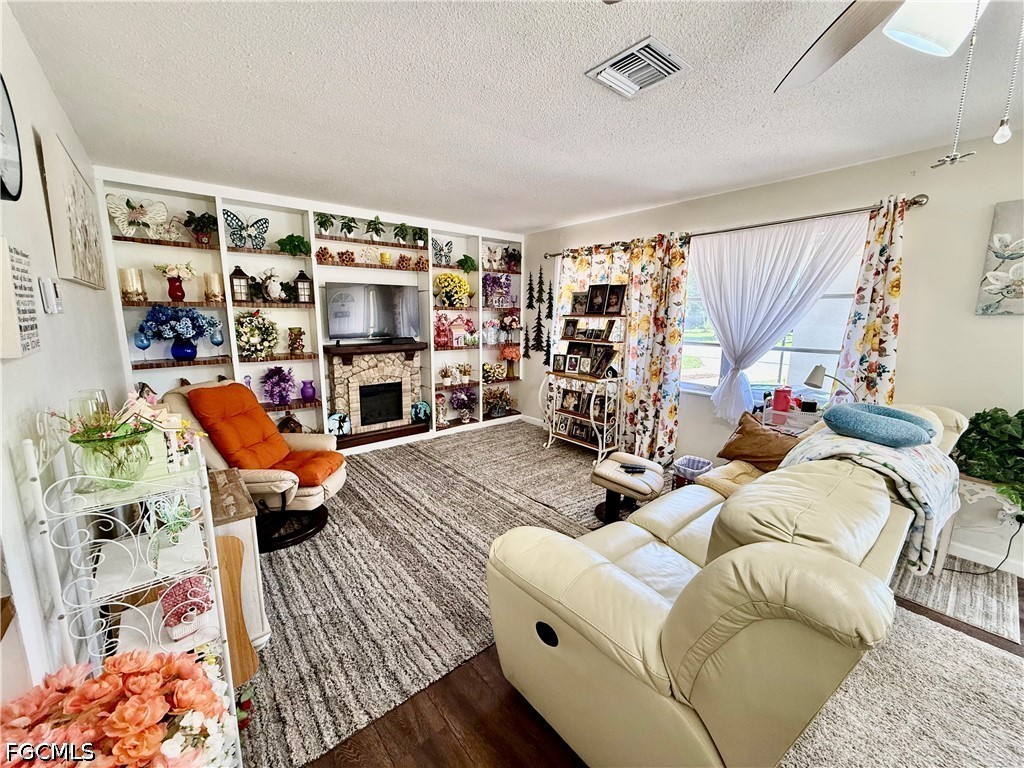 332 Dellwood Avenue Lehigh Acres FL 33936 2026022615 image4