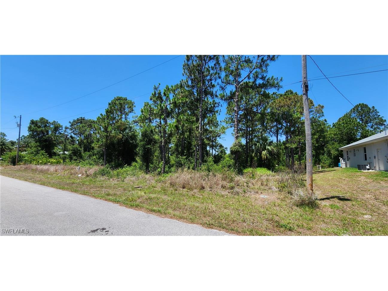 332 Lillon Avenue S Lehigh Acres FL 33974 225046154 image1