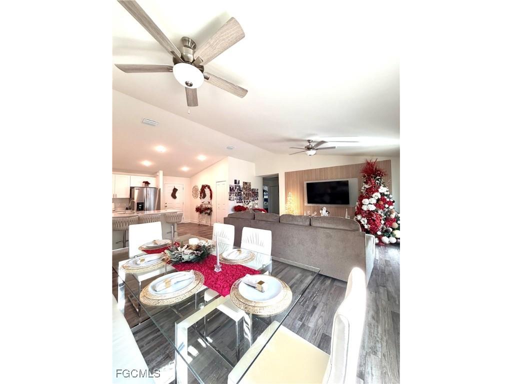 332 NW 19th Street Cape Coral FL 33993 2025026372 image10