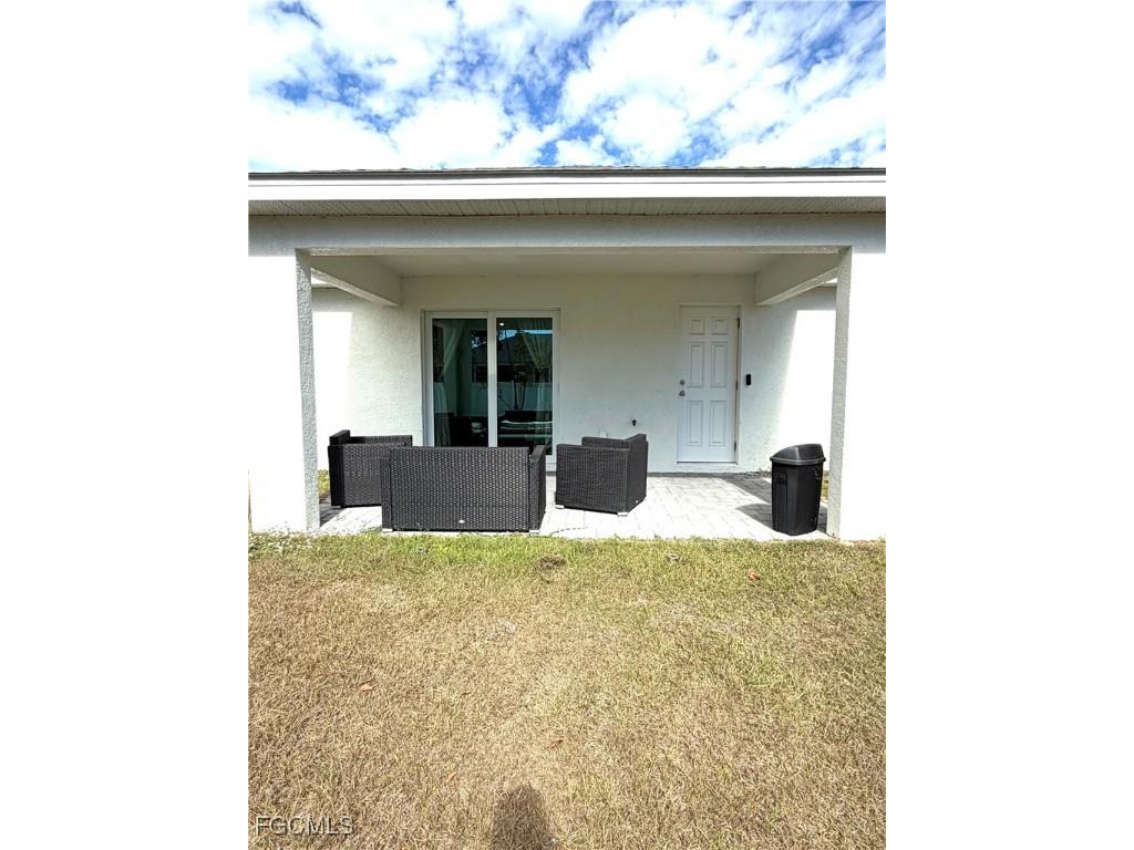 332 NW 19th Street Cape Coral FL 33993 2025026372 image23