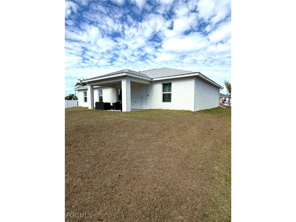 332 NW 19th Street Cape Coral FL 33993 2025026372 image24
