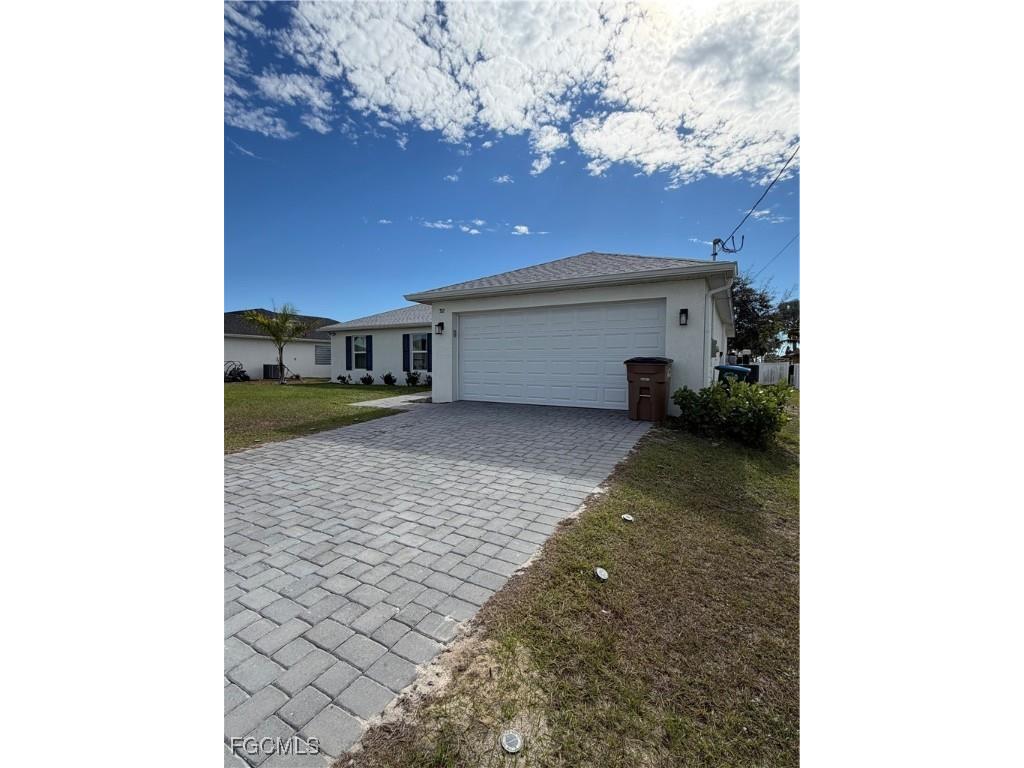 332 NW 19th Street Cape Coral FL 33993 2025026372 image3