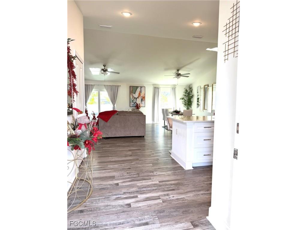 332 NW 19th Street Cape Coral FL 33993 2025026372 image5