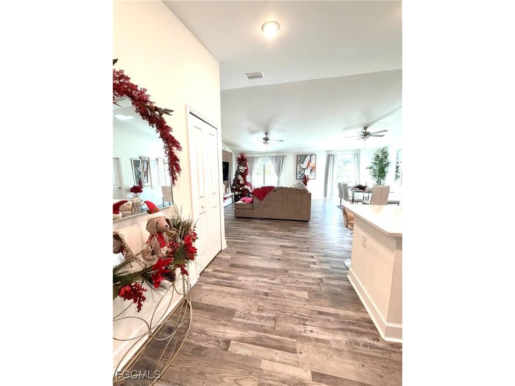 332 NW 19th Street Cape Coral FL 33993 2025026372 image6