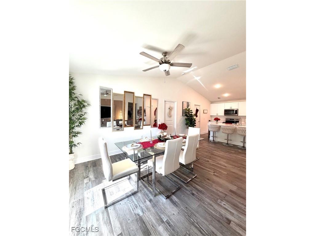 332 NW 19th Street Cape Coral FL 33993 2025026372 image9