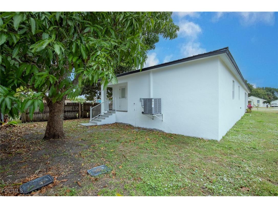 332 W Ventura Avenue Clewiston FL 33440 2025024020 image27