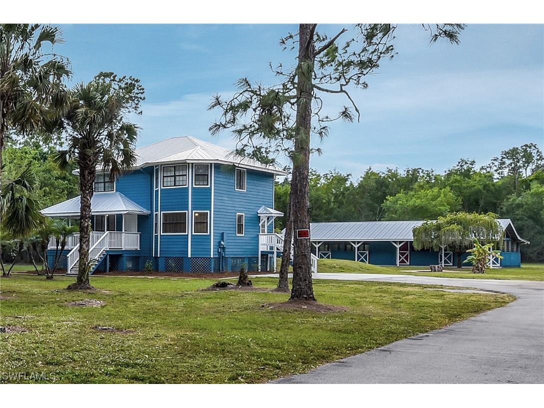 3320 4th Avenue SE Naples FL 34117 223008786 image1