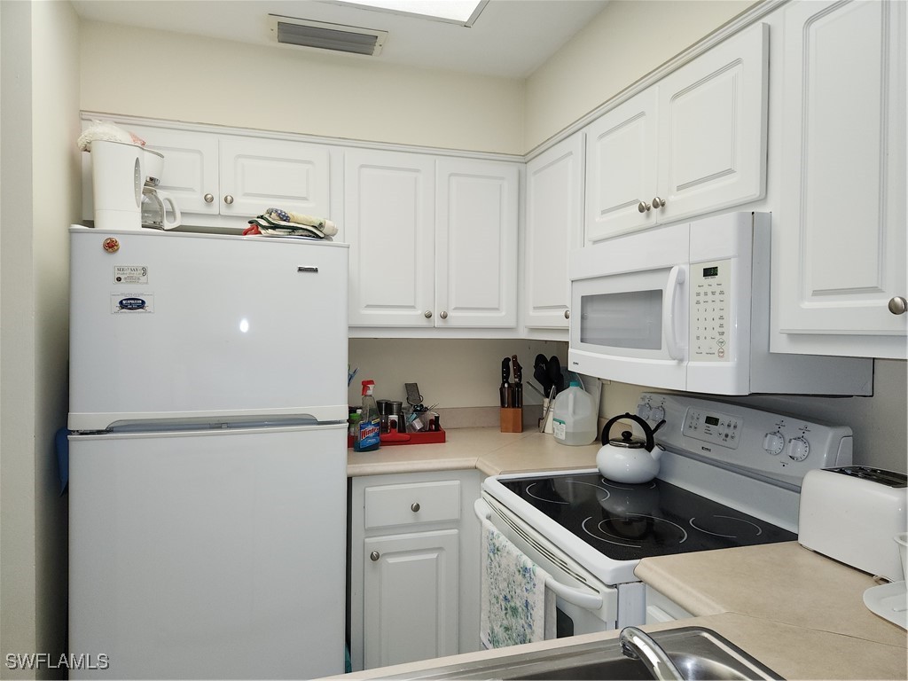 3320 Olympic Dr #122 Naples FL 34105 226005950 image3