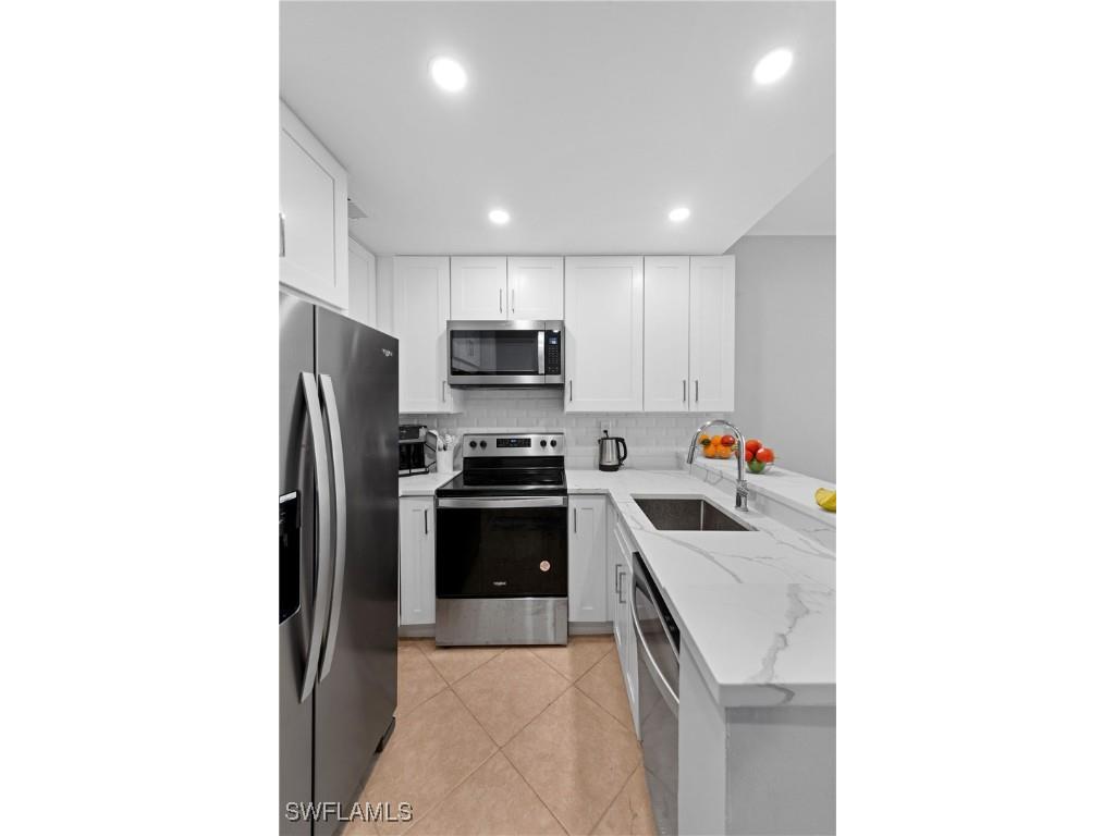 3320 Olympic Drive #126 Naples FL 34105 225079874 image12