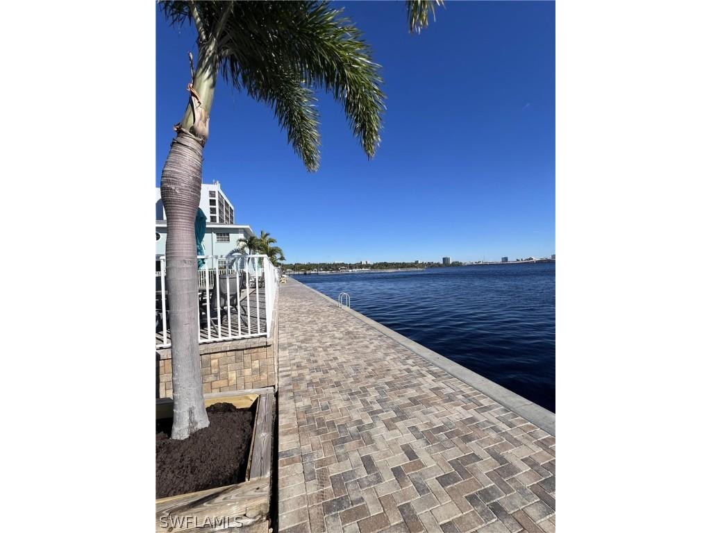 3322 N Key Drive #3 North Fort Myers FL 33903 224038115 image1