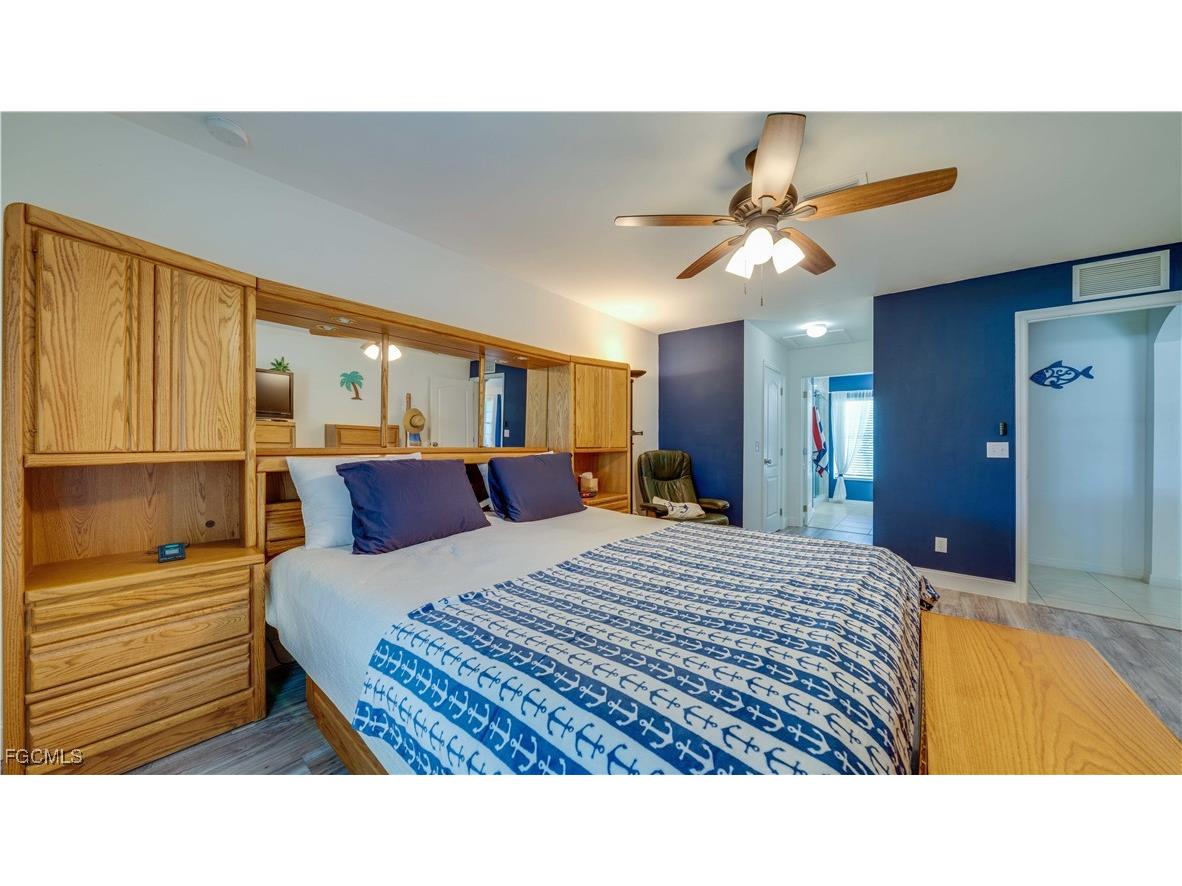 3322 NW 5th Terrace Cape Coral FL 33993 2025020327 image28