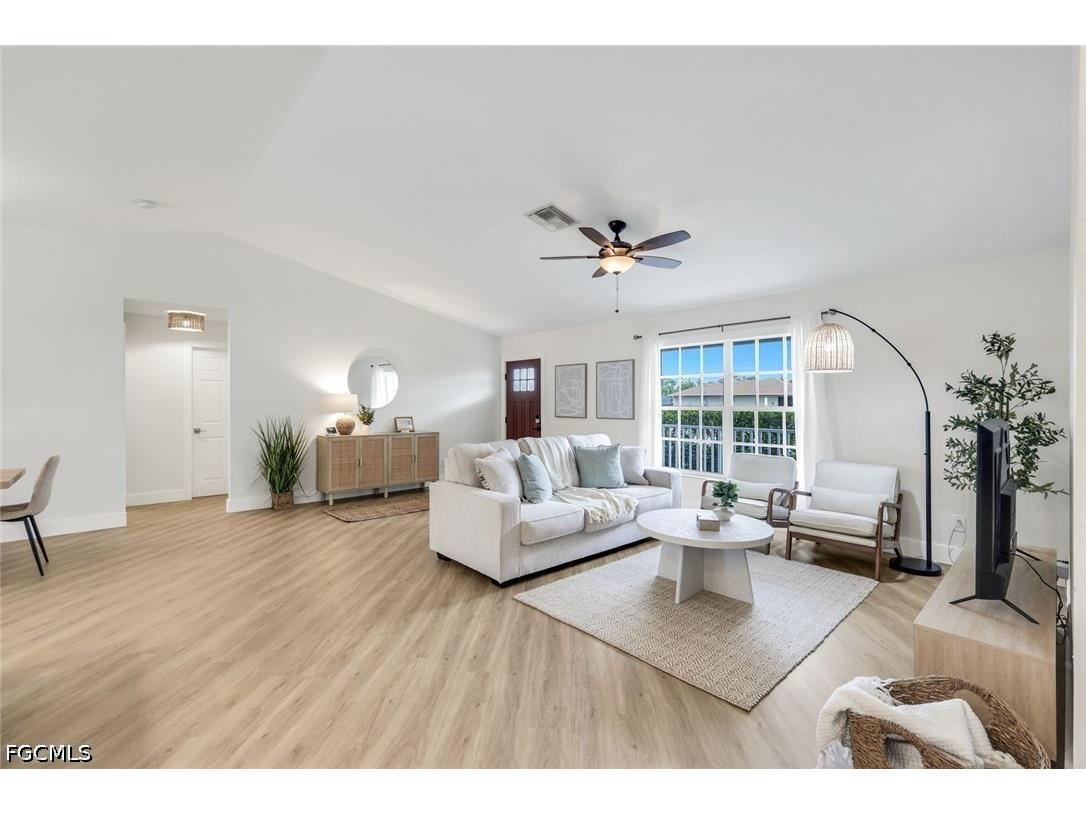 3322 Oasis Boulevard Cape Coral FL 33914 2026018803 image13