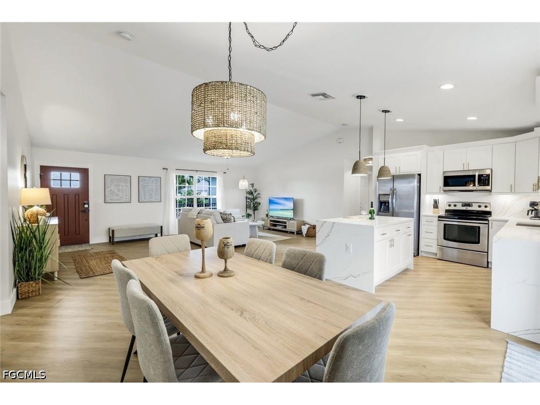 3322 Oasis Boulevard Cape Coral FL 33914 2026018803 image15