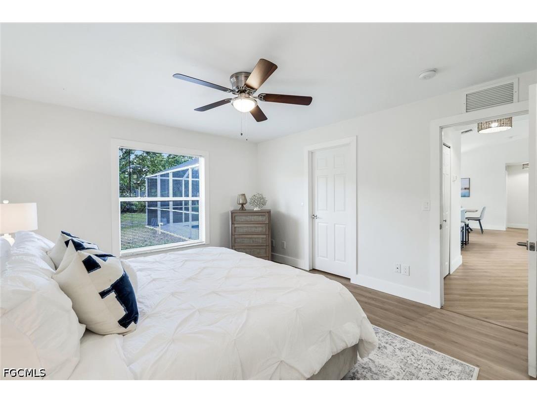 3322 Oasis Boulevard Cape Coral FL 33914 2026018803 image24